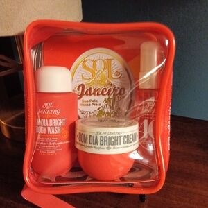 Sol de Janeiro Bom Dia Bright Jet Set Travel Kit - Cheirosa 40 Brand New!